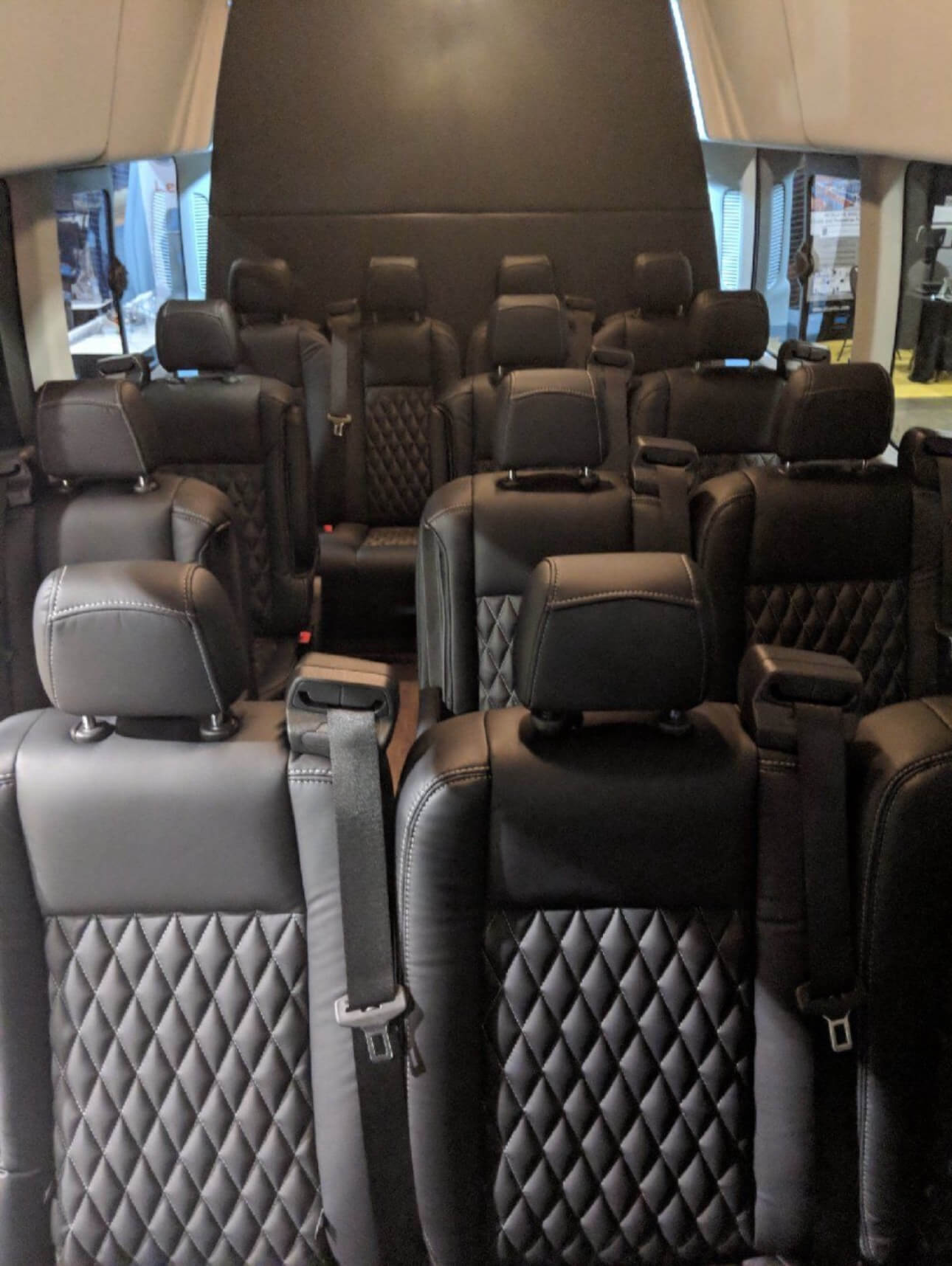 Grech+Motors+New+Limo+Bus+2015+Rear (1)