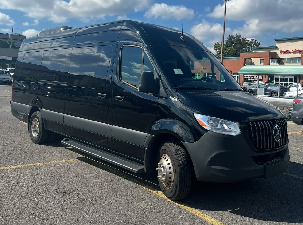 sprinter_shuttle_interior_rear_view_low_res